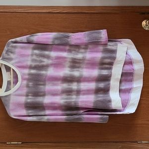 Size small hi-low sweater